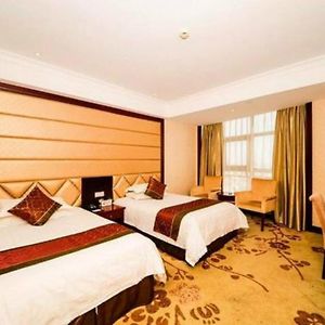 Deluxe Zimmer mit Kingsize-Bett